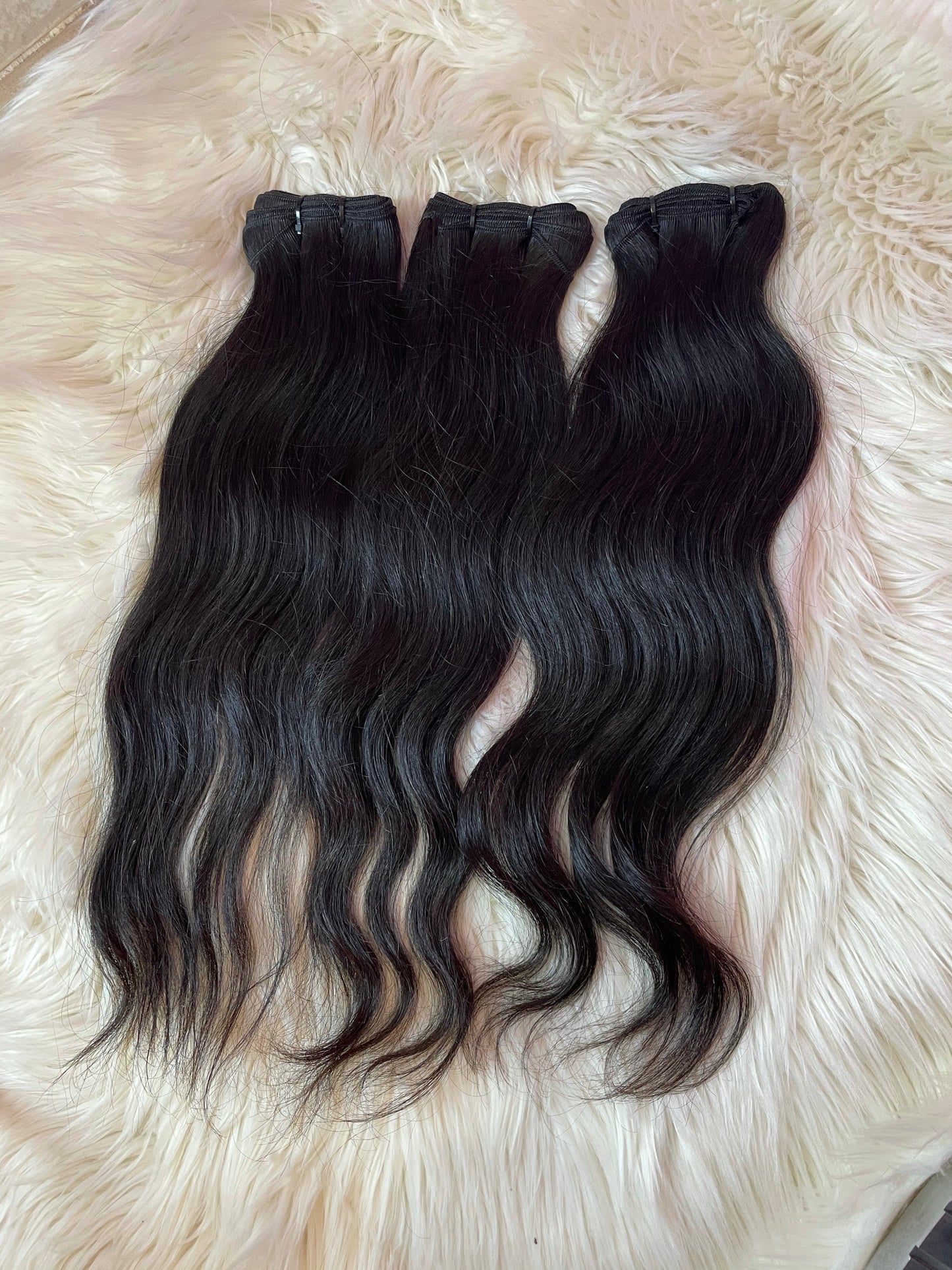 Indonesian Natural Raw Wavy Bundles