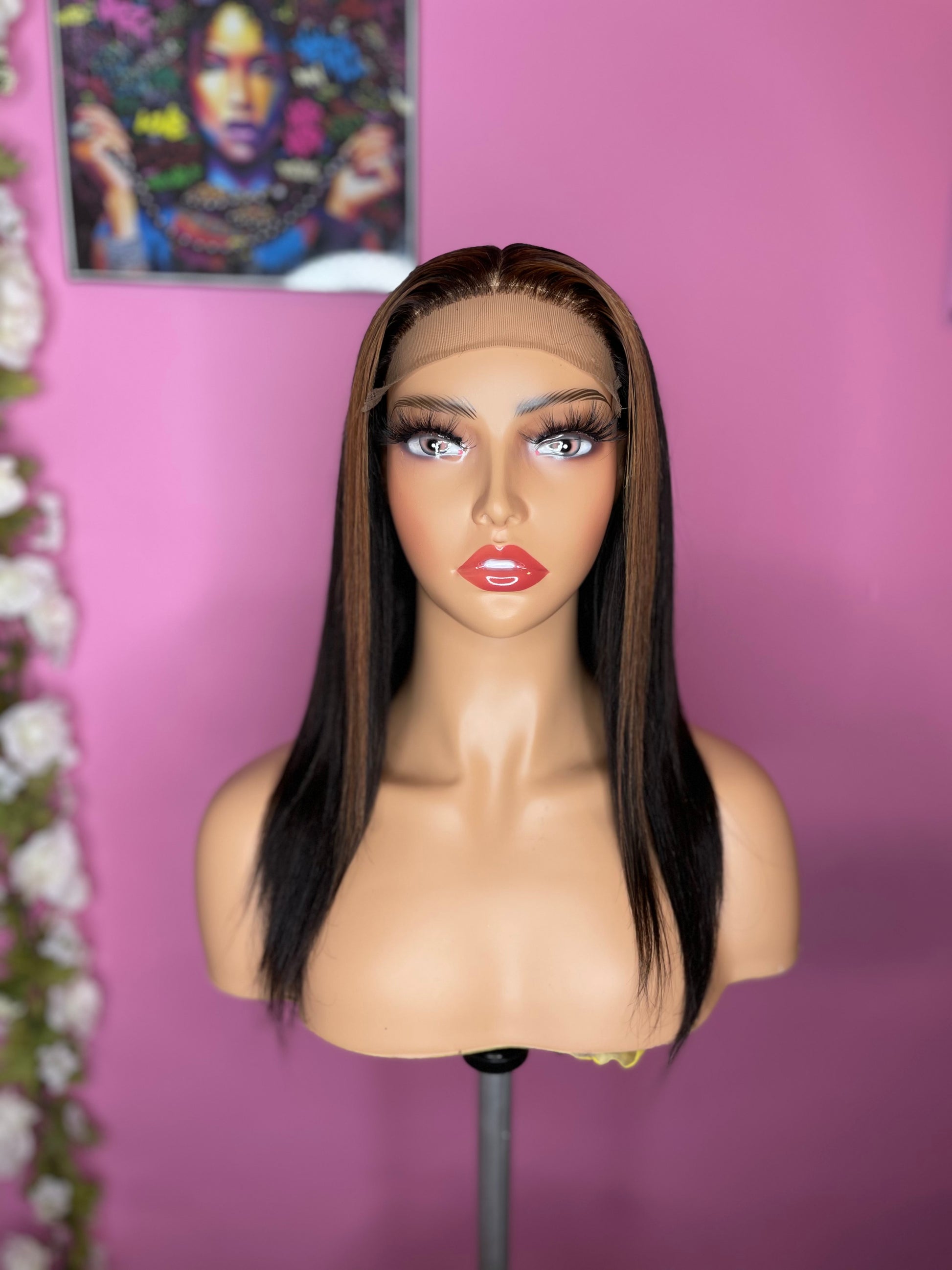 middle part lace closure wig with honey blonde skunk stripe